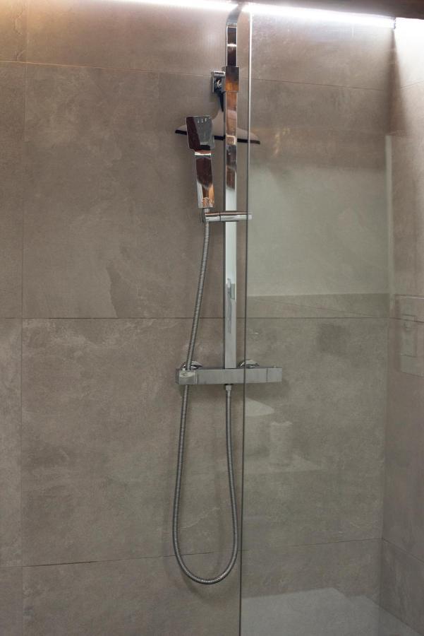 Dimora Scura Apartment เนเปิลส์ ภายนอก รูปภาพ